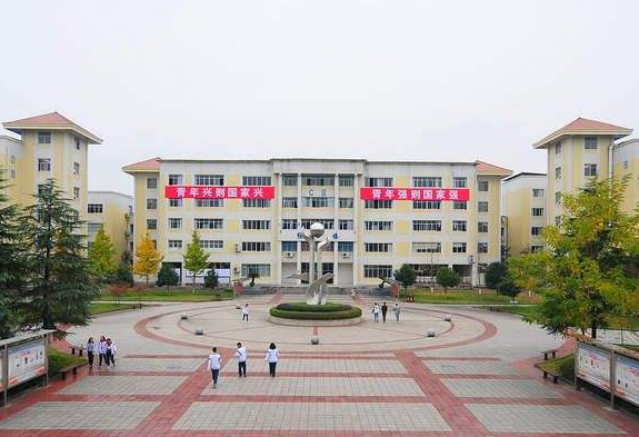 重庆秀山高级中学热水工程-空气源热水器安装案